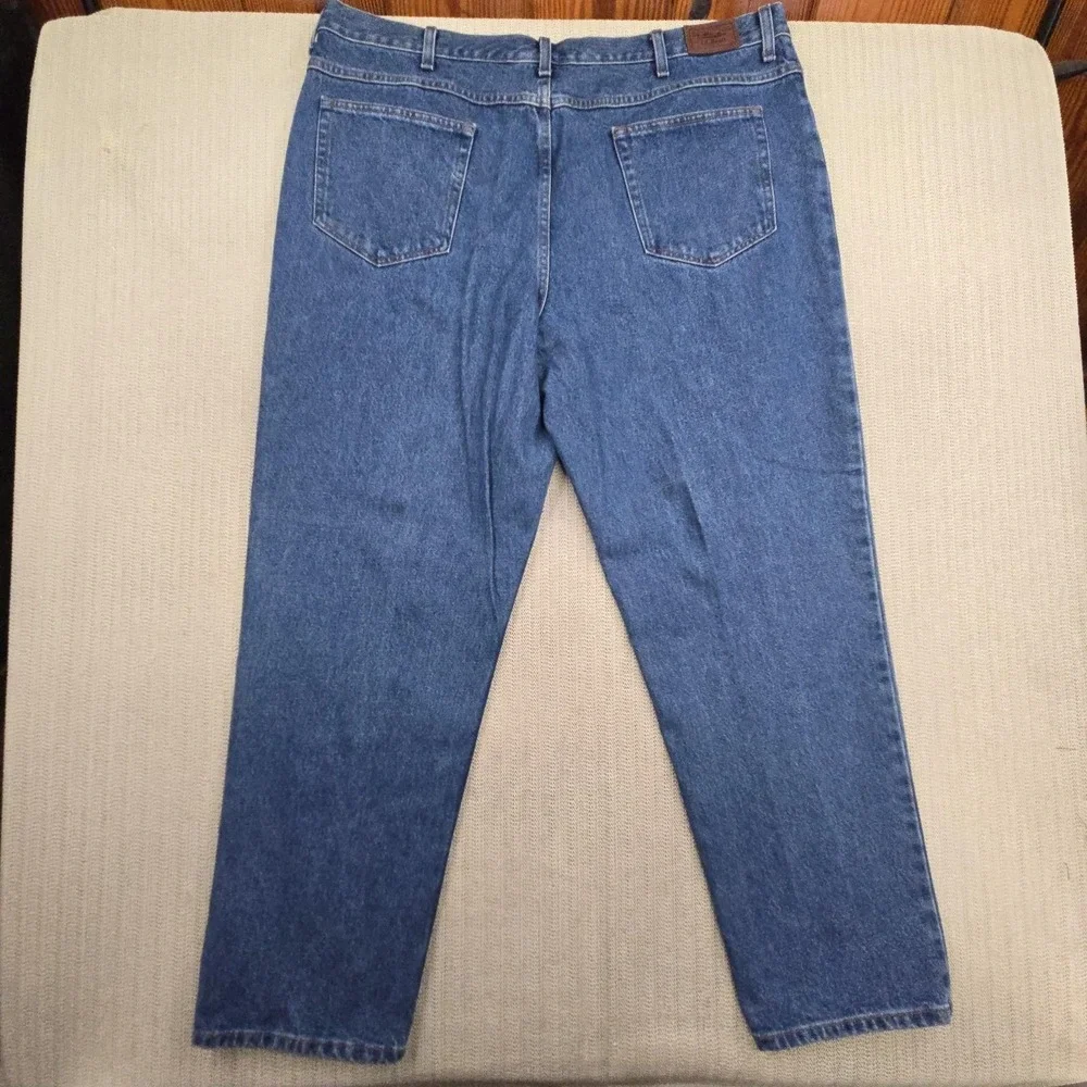 L.L. Bean Jeans Mens 44x32 Blue Medium‎ Wash Relaxed Fit Straight Denim Pants